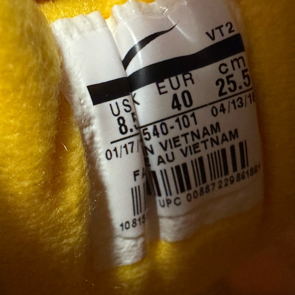 Nike Air Max Retro Runner Sneakers - Picture 6 of 6
